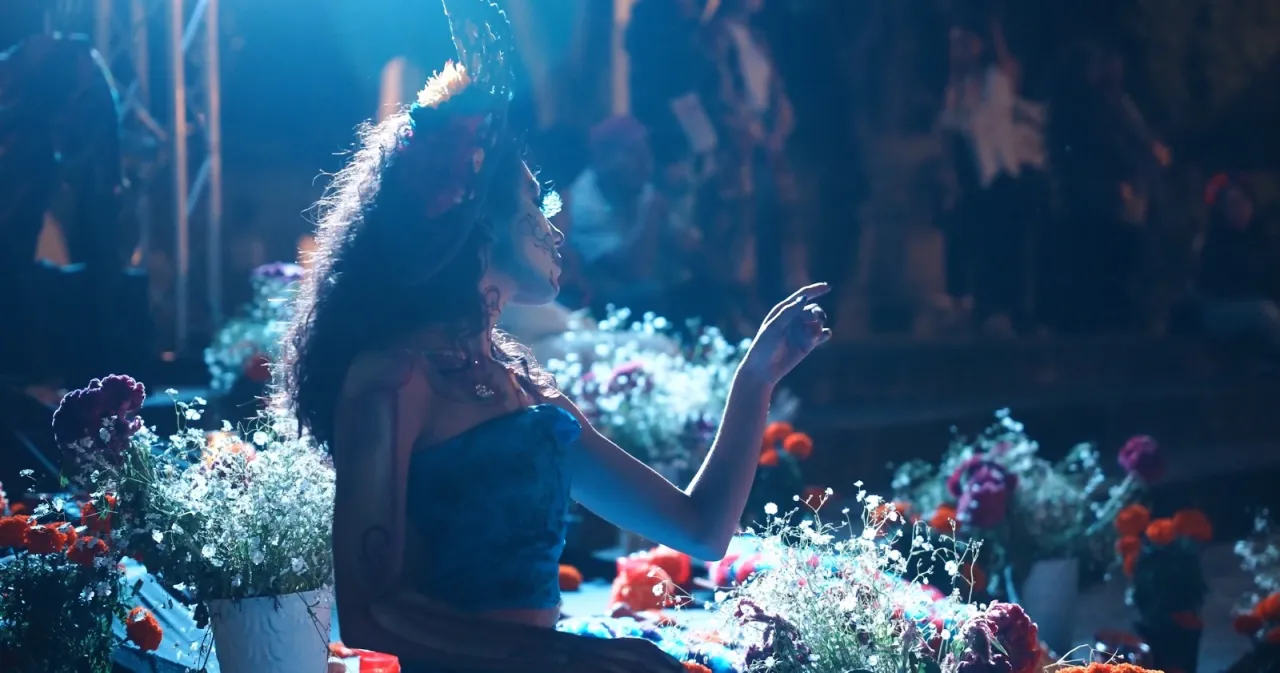 Falquez estreno  'Ojos solemnes' 