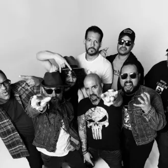 Los Inconformes estrenan 'Pura Adrenalina', una canción de ska y rock con espíritu rebelde