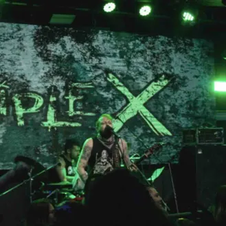 El rock n roll fiestero de Triple X llega a Medellín