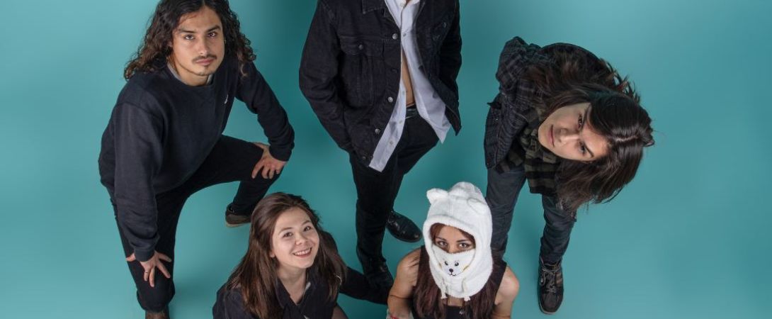 Travesía Indómita estrena "Santiago": Una canción de melancolía urbana